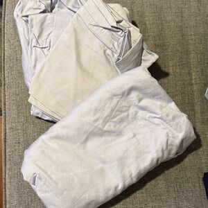 Liz Claiborne Light Gray Bedding Sheets